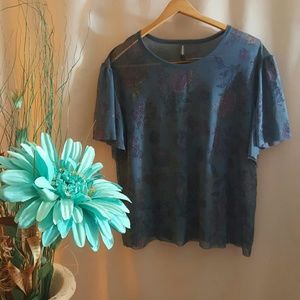 MASSINI Mesh Glitter Floral Flutter Sleeve Tee